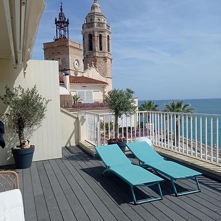 Atico Con Fantasticas Vistas Al Mar Y La Iglesia Apartman Sitges Kültér fotó