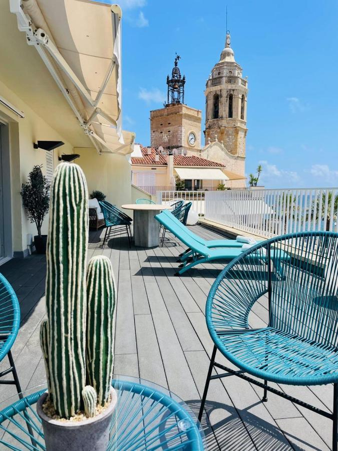 Atico Con Fantasticas Vistas Al Mar Y La Iglesia Apartman Sitges Szoba fotó